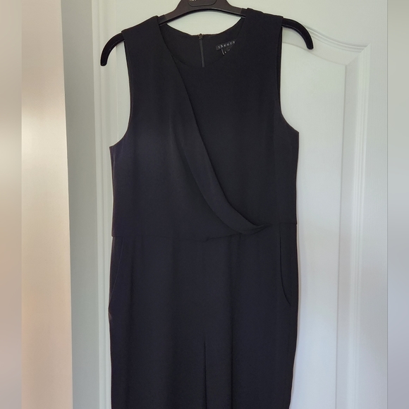 Theory Jumpsuit - Picture 4 of 9